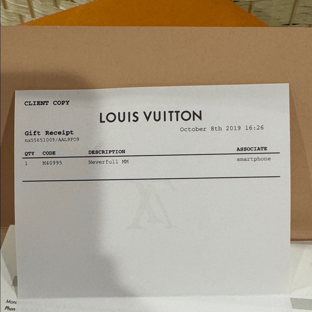 Louis Vuitton Neverfull MM Monogram - Picture 15 of 17